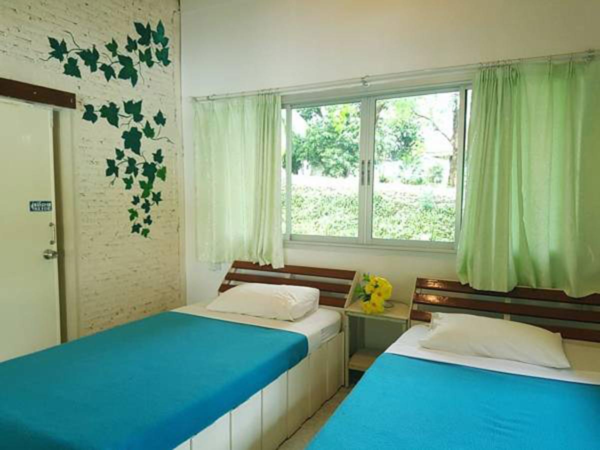 Rai Fhun Pen Jing Hotel Nakhon Ratchasima Bagian luar foto